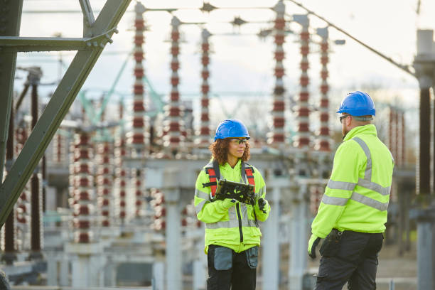 Best Affordable Emergency Electrician  in Plantation, FL